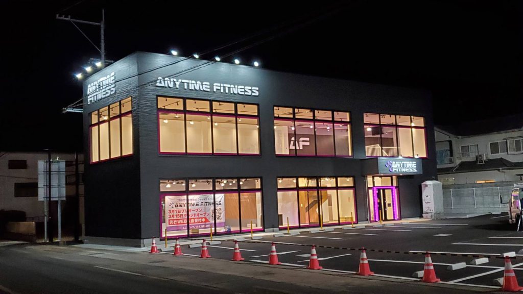 ANYTIME FITNESS　岡山益野店様（関西エリア）の看板施工事例